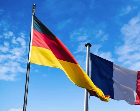 Drapeaux français et allemand